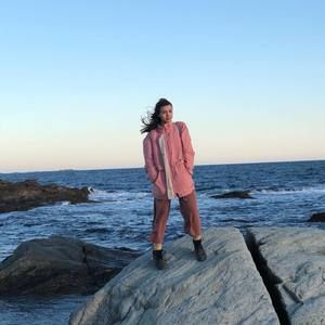 Meet your Posher, Yola